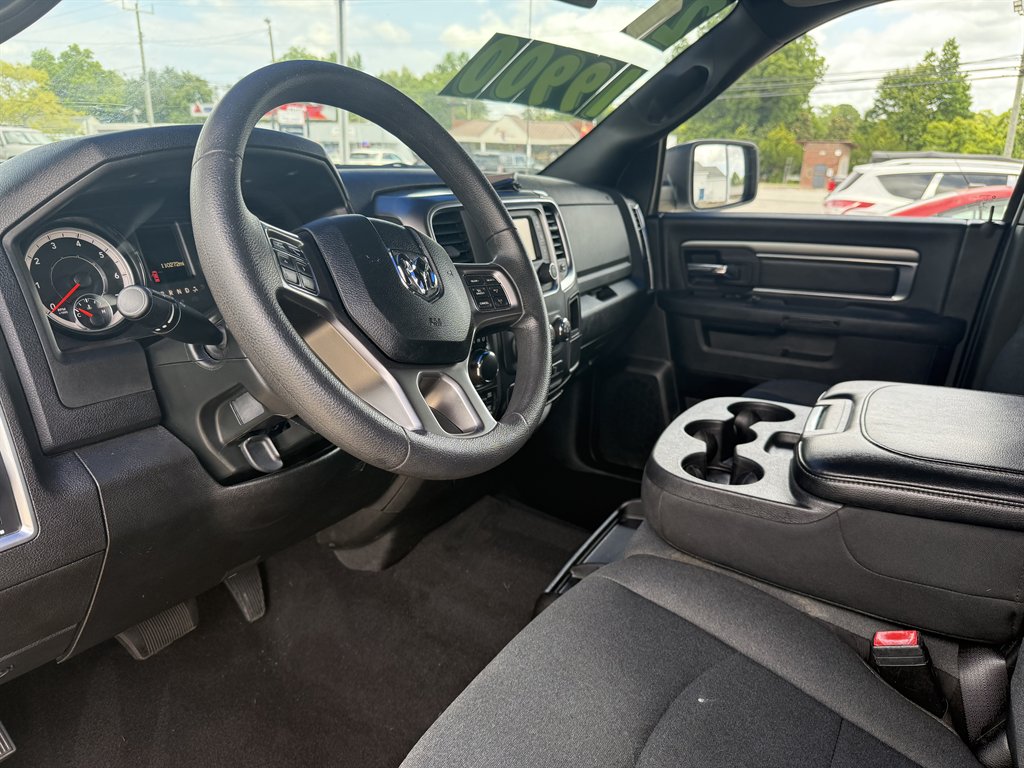 2021 RAM 1500 Classic Warlock 4x4 Crew Cab 5'7's photo